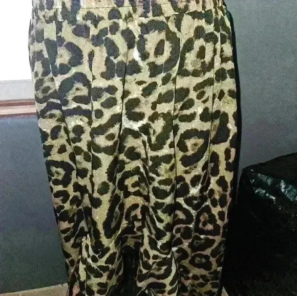Womans Cheetah Print Womans Hi-Lo Skirt Size XL - Picture 4 of 10